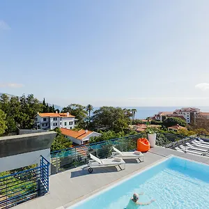 Terrace Mar 4* Funchal (Madeira)