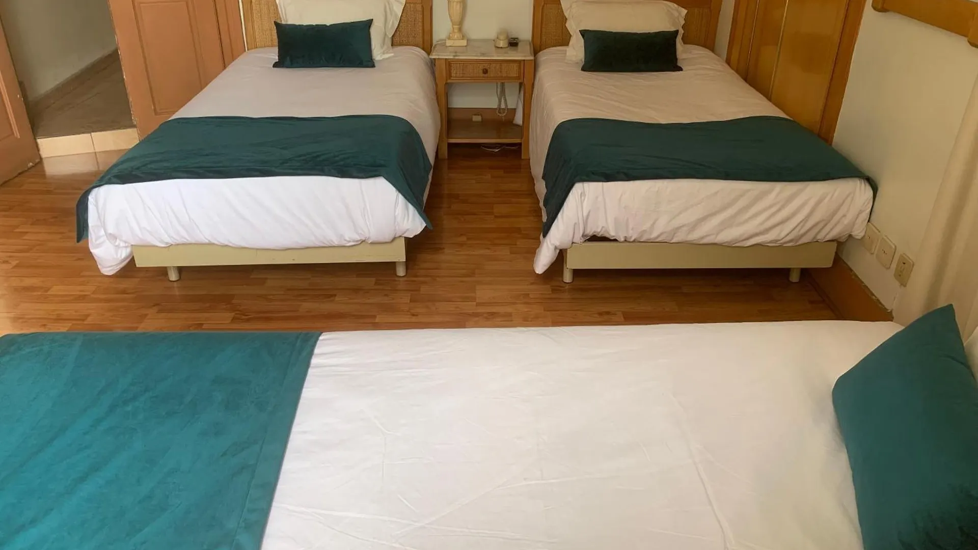 Hotel Residencial Roxi Lissabon 2*,  Portugal
